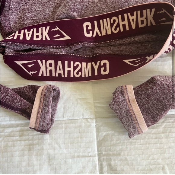 SET of 2- Gymshark Flex - Top & Bottoms- compression leggings & matching top - Picture 6 of 10